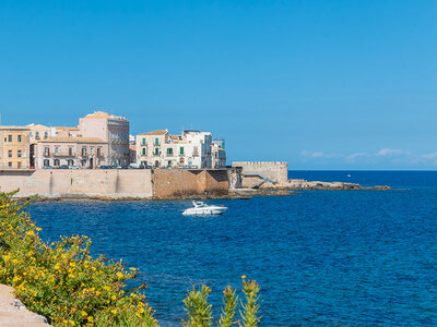 Cofanetto regalo Tour di Siracusa, isola di Ortigia e Noto con partenza da Catania e auto privata da 1 a 4 persone