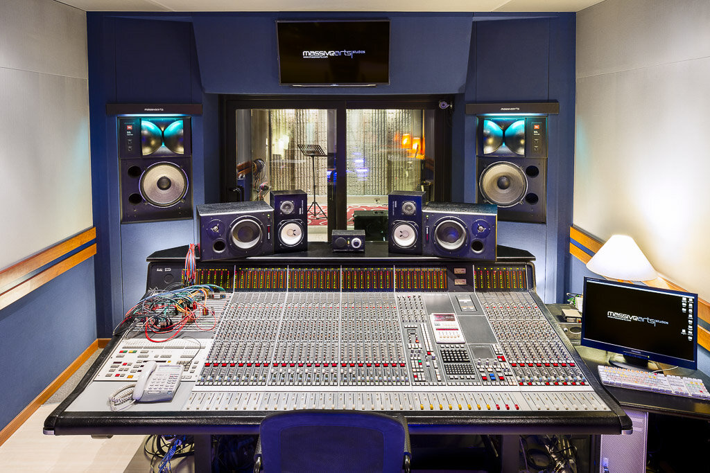 Smartbox Registrazione In Studio - 1 Ora Di Studio A Milano Con Fonico - Esperienza Regalo