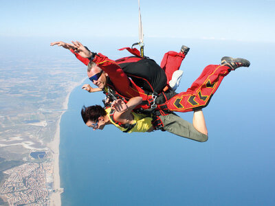 Coffret Découvrez la France vue du ciel: 1 saut en parachute en tandem pour 1 personne