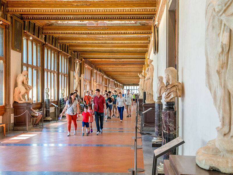 In famiglia alle Gallerie degli Uffizi: biglietti saltafila con tour guidato per 2 adulti e 2 bambini