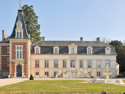 Coffret cadeau Escapade de rêve de 3 jours au château avec accès à l'espace détente près de Chartres