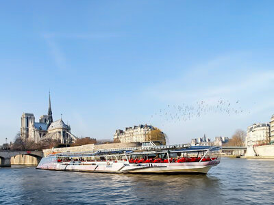 Coffret cadeau Croisière sur la Seine en bateau-mouche pour 2 adultes