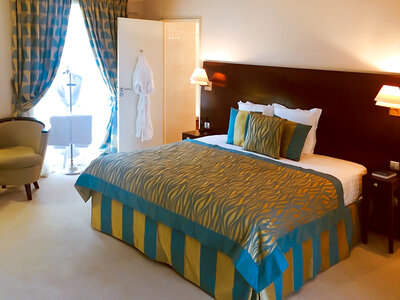 Coffret 3 jours relaxants avec demi-bouteille de champagne et accès illimité au spa dans un hôtel 4*