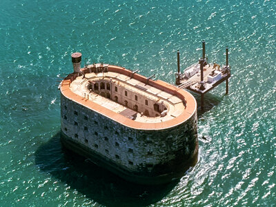 Vol d’1h en ULM multiaxe au-dessus du fort Boyard et de l’île d’Oléron pour 1 personne