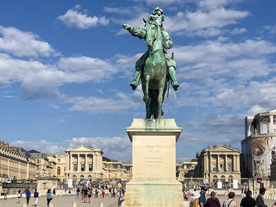Coffret Visite guidée du château de Versailles avec billet coupe-file pour 1 adulte