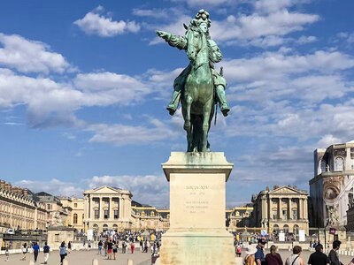 Coffret cadeau Visite guidée du château de Versailles avec billets coupe-file pour 2 adultes