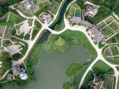 Coffret cadeau Journée à Versailles : visite des Trianons et du Hameau de la Reine en famille