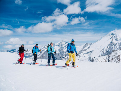 Geschenkbox Sport- und Gourmet-Erlebnis: Schneeschuhwanderung und Raclette-Pause in Adelboden