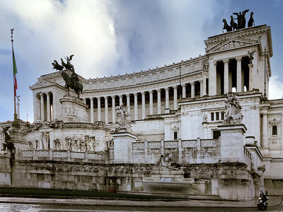 Cofanetto Roma dall’alto: biglietti per l’ascensore in vetro dell’Altare della Patria per 2 adulti