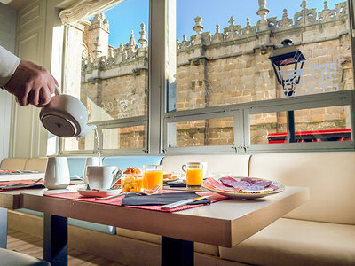 Caja Con vistas a Ávila: 1 noche en el Gran Hotel Palacio Valderrábanos 4*