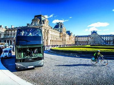 Coffret Repas insolite à 4 plats et visite de Paris en bus à impériale