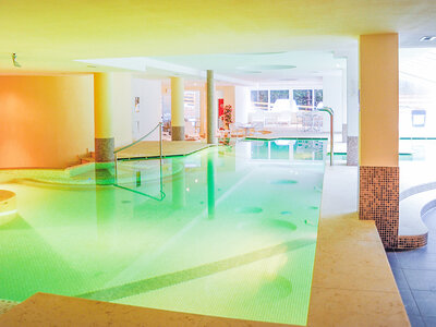 Cofanetto Momenti di magia a Trento: soggiorno in hotel 4* con cena per 2 o Spa