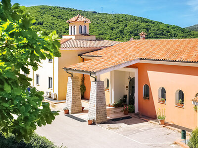 Escapada a Cerdeña: 1, 2 o 3 noches con desayuno y cena o tratamiento de bienestar para 2