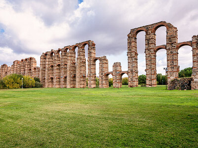 Caja Extremadura, historia y naturaleza: 2 noches con desayuno en hoteles de 4*