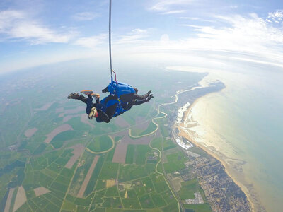 Coffret Saut en parachute en tandem près de La Rochelle