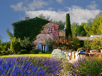 Coffret cadeau Escapade provençale : 2 jours en mas avec dîner et piscine près d'Aix