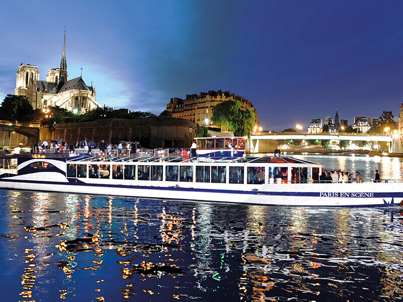 L'amour à Paris : 2 nuits avec croisière et souper pour 2