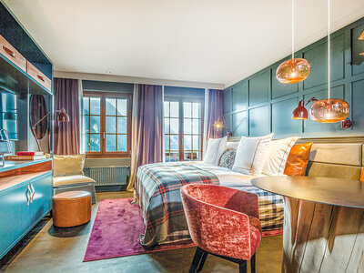 Box Aufenthalt nahe Gstaad mit Fondue und Besuch eines Iglu-Dorfes