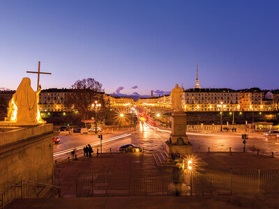 Cofanetto Museo Egizio di Torino: visita guidata con biglietto salta fila e apericena per 1 persona