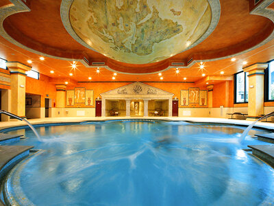 Fuga romantica di 1 notte con accesso alle piscine termali e cena gourmet in hotel 4*