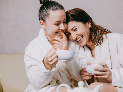 Coffret cadeau Séjour détente avec maman : nuit en Suisse avec accès au spa