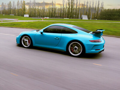 Stage de pilotage : 5 tours sur le circuit de La Ferté-Gaucher en Porsche 991 GT3