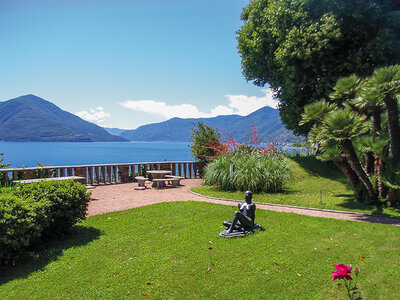 Geschenkbox 2 Tage mit Dinner in einem 3* Hotel mit Blick auf den Lago Maggiore