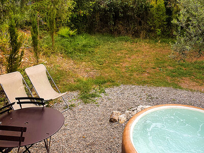 Coffret 2 jours insolites en carré d'étoiles avec panier gourmand en Ardèche