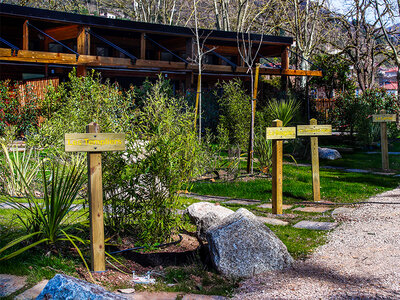 Coffret cadeau 3 jours en écolodge avec bain bouillonnant privatif et accès au sauna et piscine dans les Causses