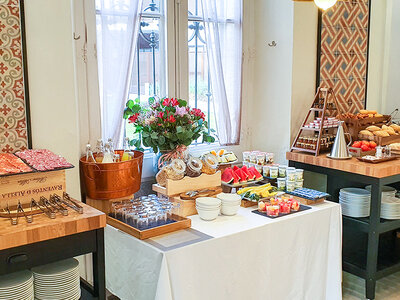 Escapada al Maresme: 1 noche con desayuno buffet en Hotel Arrey Alella 4* para 2