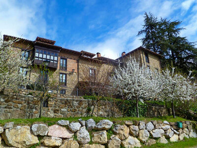 1 noche en Posada Viñón-Casa Reda con visita a bodega