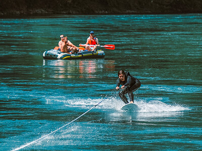 Aventure aquatique : 1 cours de bungee surfing pour 1 débutant