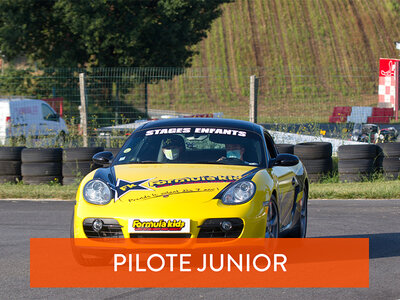 Coffret cadeau Stage pilotage enfant : 12 ou 15 tours de circuit au volant d'une Porsche Cayman