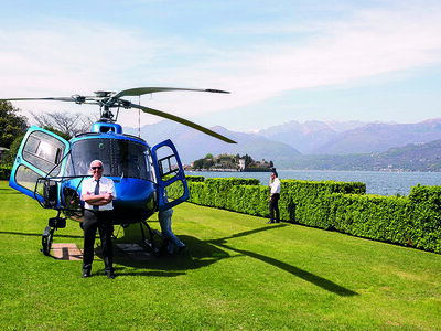 Box Mit dem Helikopter über den Lago Maggiore: 1 Rundflug für 2 Personen