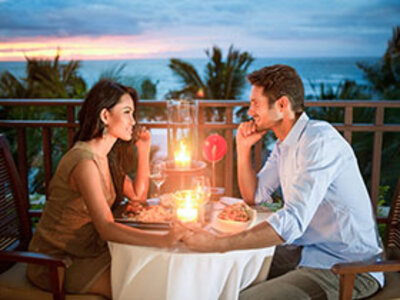 Caja regalo ¡Love is everywhere! 2 noches románticas con cena para 2 personas