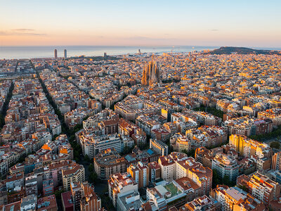 Caja regalo Escapada a Barcelona: 1 noche con desayuno en el Hostal Barcelona Travel