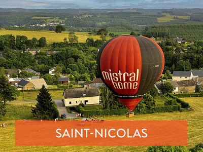 Coffret cadeau Vol en montgolfière à Saint-Nicolas avec champagne pour 1 personne