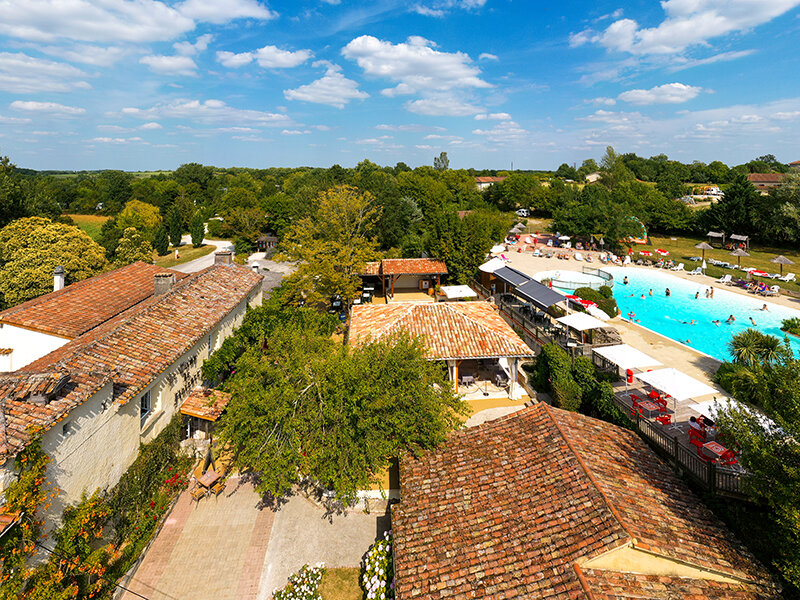 Séjour insolite en famille : 3 jours en lodge dans un camping 4* avec dîner