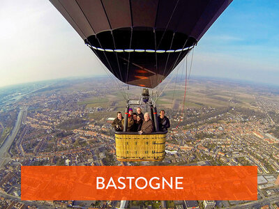 Coffret cadeau Vol en montgolfière à Bastogne avec champagne pour 2