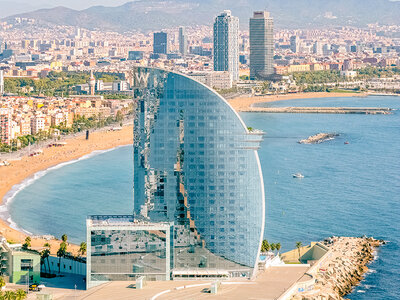 Paseo en helicóptero en Barcelona con Skytourbcn para 1 persona