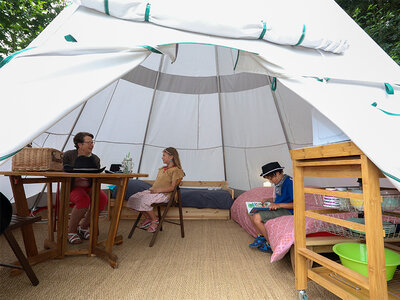 Coffret Séjour insolite en famille : 2 jours en tipi ou en tente perchée près d'Abbeville