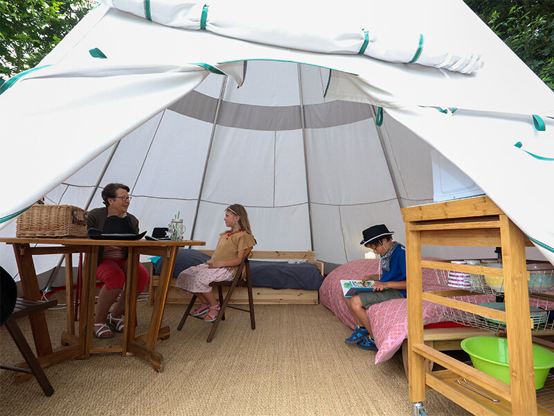 Séjour insolite en famille : 3 jours en tipi ou en tente perchée près d'Abbeville