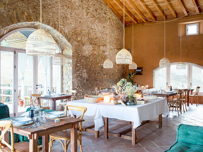 Caja regalo Cena de autor con maridaje para 2 personas en Hotel Can Buch