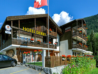 Box Schöne Momente im Kanton Wallis mit 1 Aufenthalt, 1 Dinner oder 1 Wellnesstag für 2