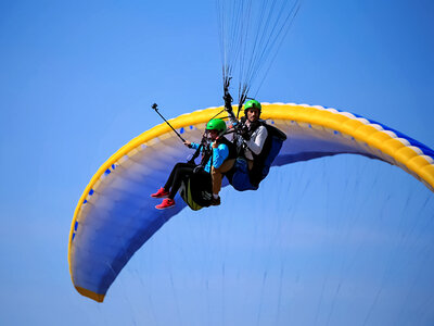 Guadalajara desde el aire: 1 curso de vuelo en parapente con instructor