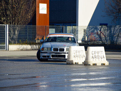 L’arte del controsterzo: 1 corso di Drift su un’auto BMW a Bologna