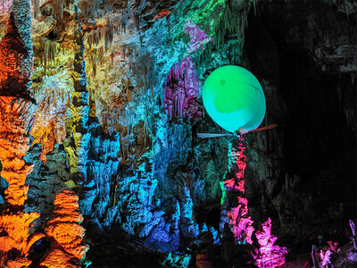Coffret cadeau Vol magique en aéroplume de 20 min dans la grotte de la Salamandre près d'Alès