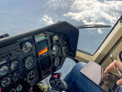 ¡Montserrat Tour en helicóptero!: 1 vuelo compartido de 15-20 min para 2 personas