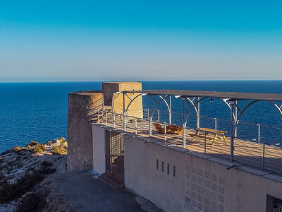 Caja ¡Un lugar único! 1 noche de alojamiento en el mirador Torre de la Garrofa