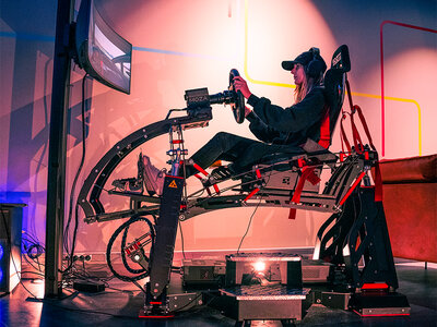 Coffret cadeau Pilotage de course automobile de 30 min sur simulateur au cœur de Paris